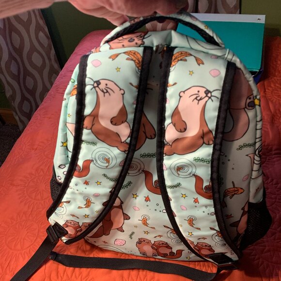 Mint Green Otter backpack - Picture 3 of 5